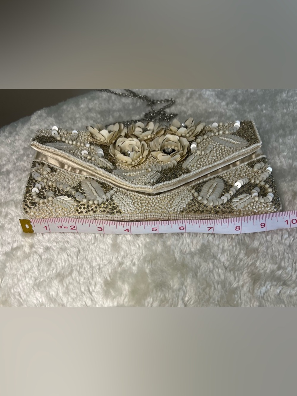 Clements Ribiero Ivory Fully Beaded Purse - Picture 10 of 11